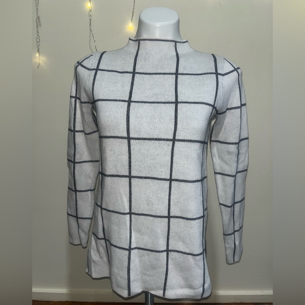 LOFT White and Black Checkered Sweater